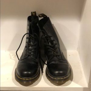 Dr Maartens barely worn!